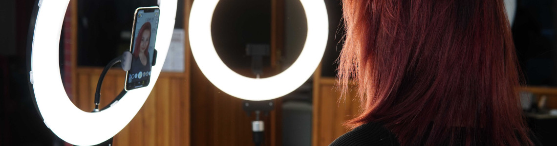 Ring Light Alırken Hangi Modeli Seçmeliyim? Ring Light Alırken Hangi Modeli Seçmeliyim?